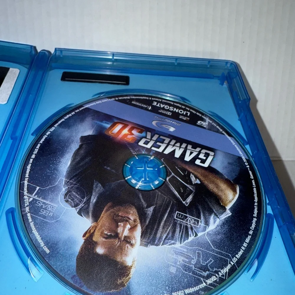 Bluray Dvd Lot 8 Movies Sherlock Holmes X-men Wall Street Gamer 3D, BUNDLE of 8
